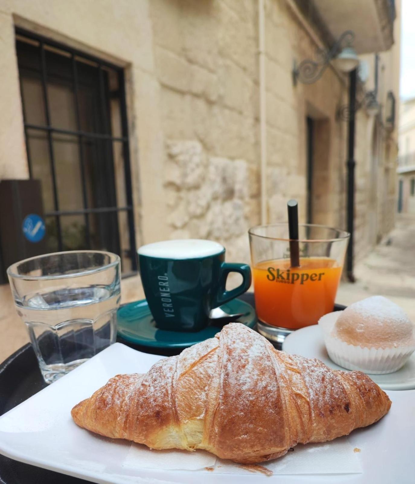 אלטאמורה Bed And Breakfast Le Foglie מראה חיצוני תמונה